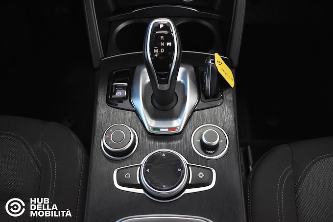 ALFA ROMEO Stelvio 2.2 Turbodiesel 190 CV AT8 RWD Business